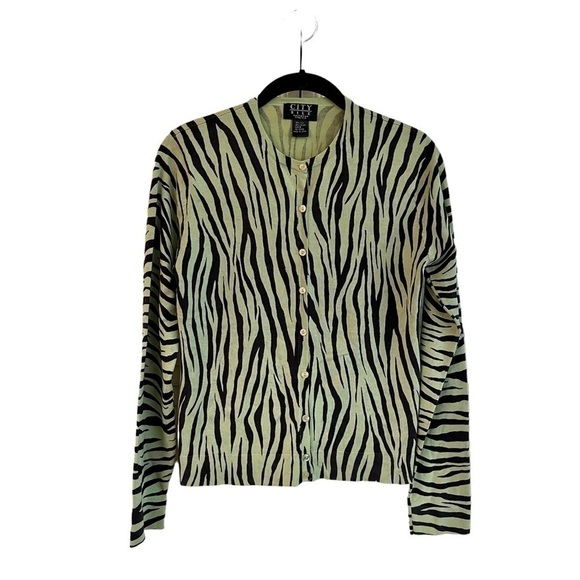 CITY SILK, LIGHTWEIGHT, BUTTON DOWN SWEATER. SIZE S. - Picture 1 of 4